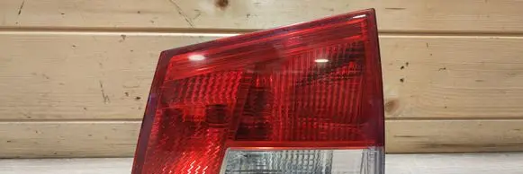 Opel Vectra C Tailgate rear/tail lights 13184025R
