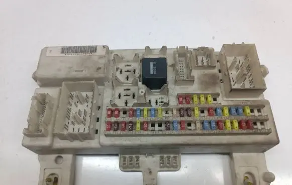 Ford Focus C-MAX Fuse module 3M5T14A073CG 519059406 00005417