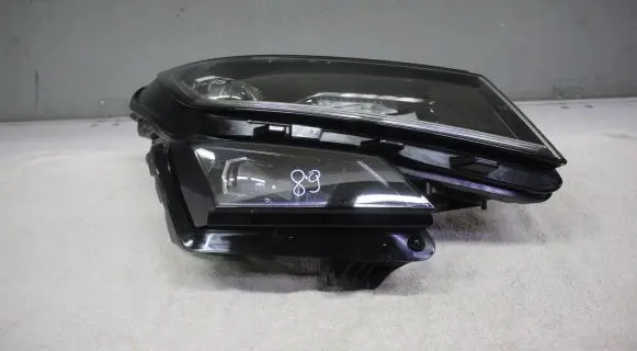 Skoda Kodiaq Headlight/headlamp