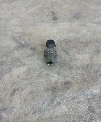 Opel Astra H Air conditioning (A/C) pressure sensor 09131721