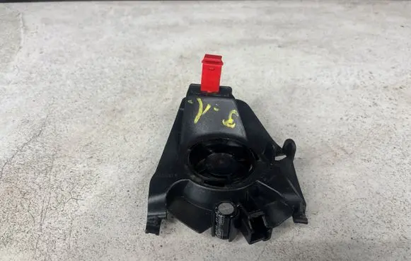 Volvo XC70 Parcel shelf speaker 8633992