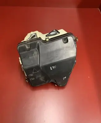 BMW X5 E70 Other engine bay part 12907555102 7555102
