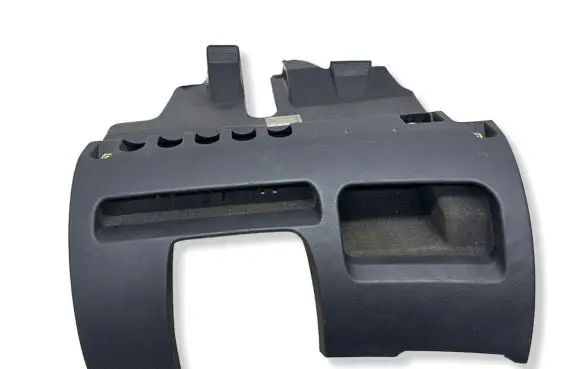 Dashboard lower bottom trim panel