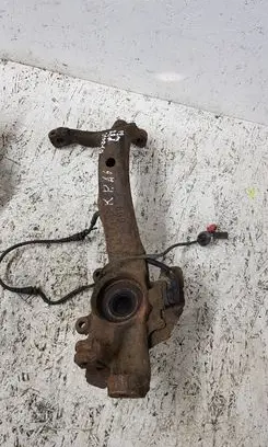 Audi A6 S6 C5 4B Front wheel hub