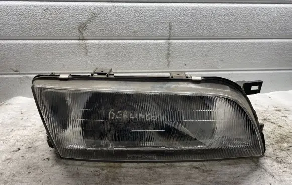 Fiat Ulysse Headlight/headlamp 203641B