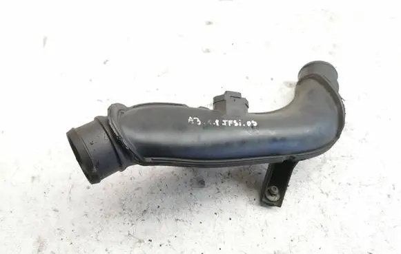 Audi A3 S3 A3 Sportback 8P Intercooler hose/pipe 1k0145770n