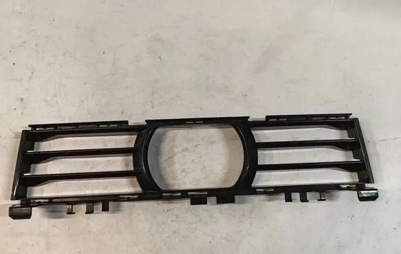BMW 5 G30 G31 G38 Front bumper lower grill 7385268