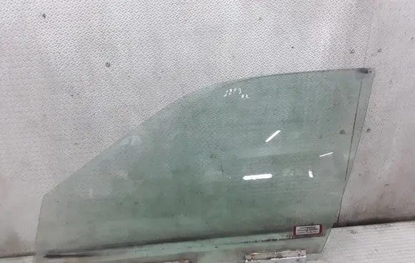 BMW 3 E36 Front door window glass four-door