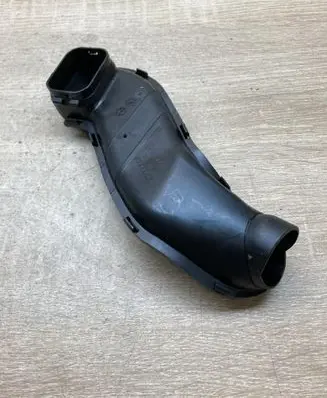 Mercedes-Benz A W169 Air intake duct part 1697220125