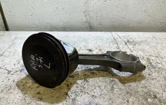 Ram 1500 Piston with connecting rod