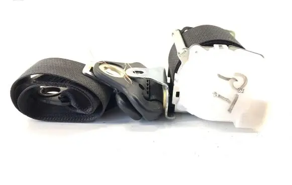 Toyota RAV 4 (XA40) Rear seatbelt 7X3370