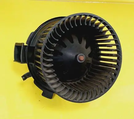 Peugeot 206 Heater fan/blower 6424501