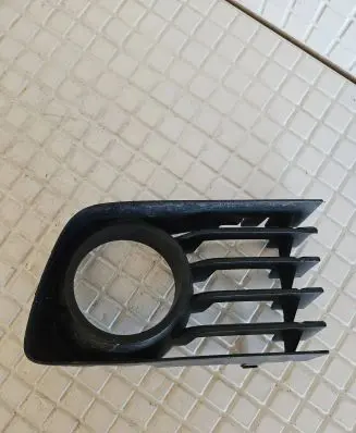Toyota Prius (XW20) Front grill 5311247030