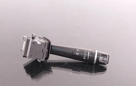 Volvo V70 Wiper control stalk 30739218