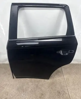 Mitsubishi Outlander Rear door