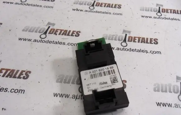 Mercedes-Benz S W221 Aerial antenna amplifier A2218201889