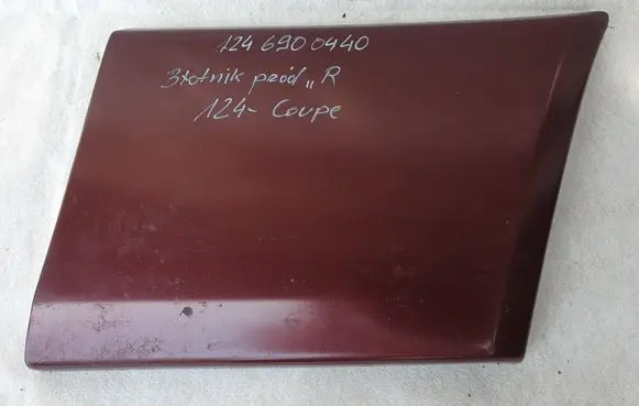 Mercedes-Benz E W124 Front arch trim 