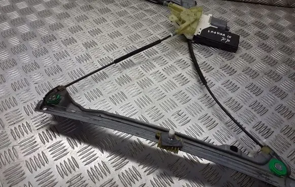 Renault Laguna III Front window lifting mechanism without motor 807300002R