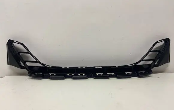 BMW 4 G22 G23 G24 G26 Front bumper splitter molding 8077358 51118077358 15857711