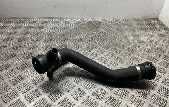 BMW 1 E82 E88 Engine coolant pipe/hose 7796869