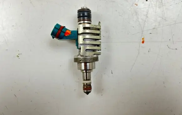Lexus GS 300 350 430 450H Fuel injector 2325037020