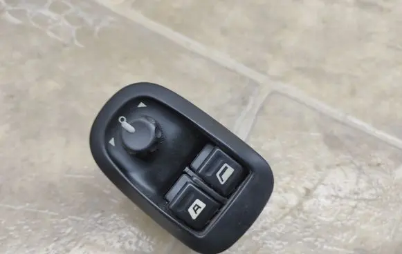 Citroen Jumpy Wing mirror switch 11989