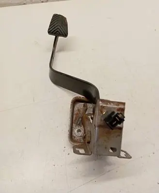 Mitsubishi Grandis Clutch pedal 