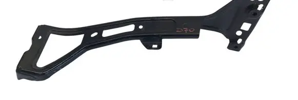 Audi A4 S4 B9 Fender mounting bracket 8W0821135C