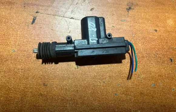 Central locking motor