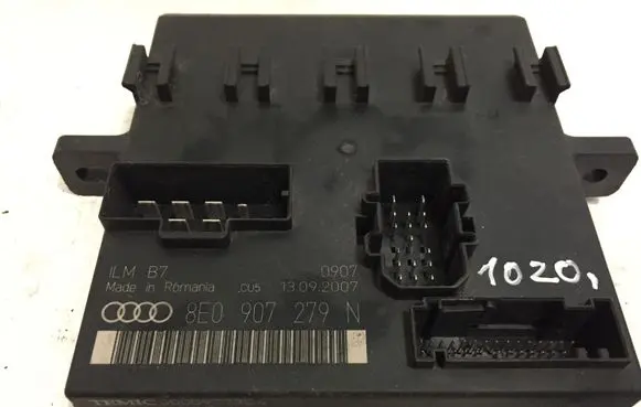 Audi A4 S4 B7 8E 8H Light module LCM 8E0907279N 00009773C4 B5S7J13B5M