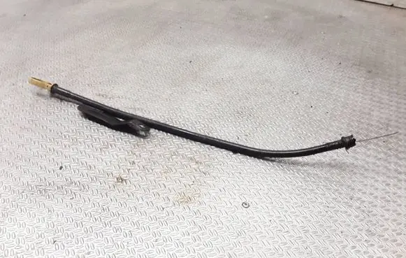 Mazda CX-7 Oil level dip stick