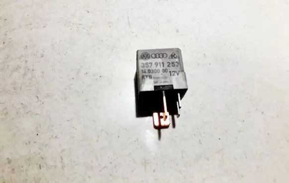 Volkswagen Golf IV Other relay 357911253 14.0300.00