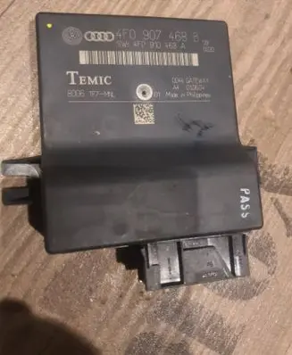 Audi A6 S6 C6 4F Gateway control module 4F0910468A 4F0907468B