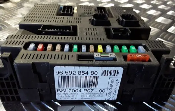 Peugeot 207 Comfort/convenience module 9659285480