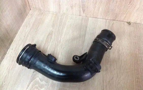 Volkswagen Golf V Intercooler hose/pipe 3C0145762AD 3C0145770C