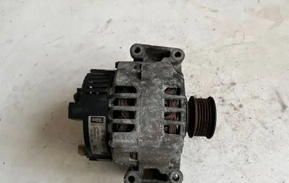 Audi A4 S4 B6 8E 8H Generator/alternator 06B903016S