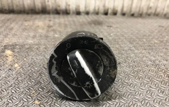 Volkswagen Touran I Light switch 1T0941431C
