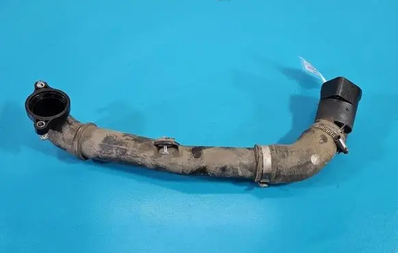Volkswagen Golf VII Intercooler hose/pipe 04L131111T IMPRK1589585
