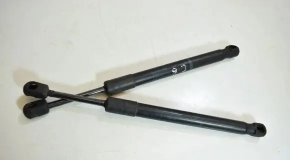 Audi A6 S6 C6 4F Tailgate/trunk strut/damper 4F5827552B