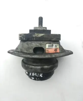 Land Rover Discovery 3 - LR3 Engine mount bracket KKB500441G