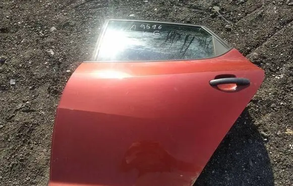 Seat Ibiza IV (6J,6P) Rear door raudonos