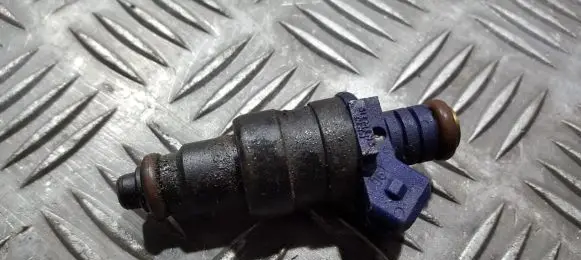 Renault Scenic I Fuel injector 866313