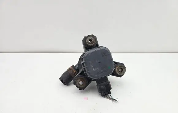 Toyota Prius (XW30) Electric auxiliary coolant/water pump G904047090 21011M211272 11M2110029