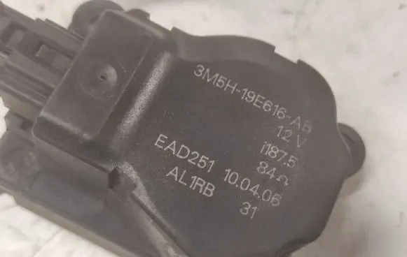 Ford Focus Air flap motor/actuator 3M5H19E616AB