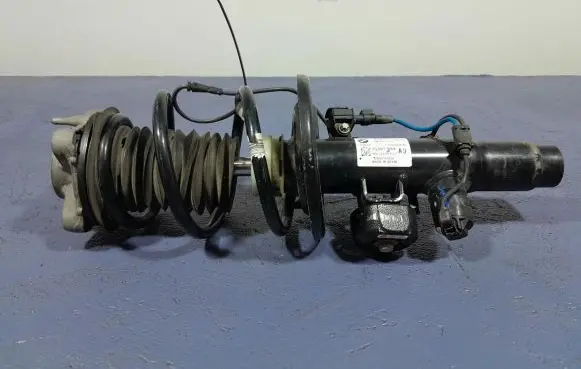 BMW 3 G20 G21 Front shock absorber/damper 6895061