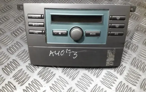 Toyota Corolla Verso AR10 Climate control unit 559000f030 55900-0f030