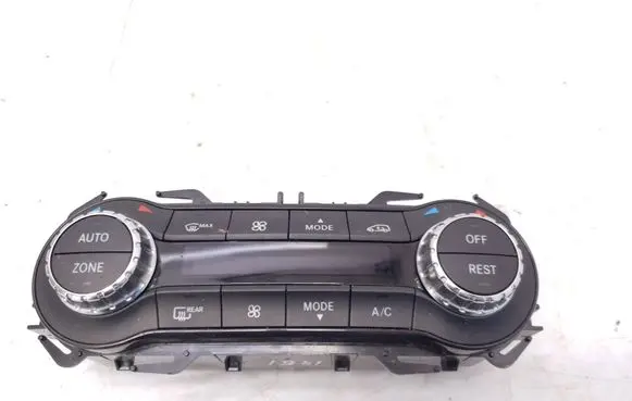 Mercedes-Benz GLA W156 X156 Climate control unit A2469008415 5HB01044808 A2469010805
