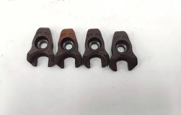 Jaguar XF X250 Fuel Injector clamp holder 