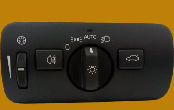 Volvo V40 Light switch 30739424