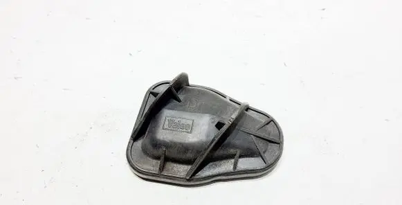 Nissan Primera Headlight/headlamp dust cover 88202104